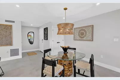 6063 E Peppertree Way #111, Sarasota, FL 34242 - Photo 5