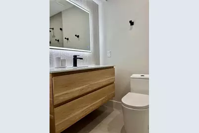 6063 E Peppertree Way #111, Sarasota, FL 34242 - Photo 17