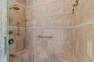 4565 Bay Club Dr, Bradenton, FL 34210 - Photo 17