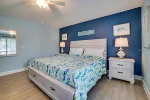 1801 Gulf Dr N, Bradenton Beach, FL 34217 - Photo 11