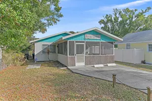 140 Avenida De La Isla, Nokomis, FL 34275 - Photo 1