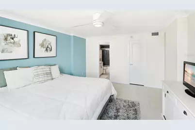 101 S Gulfstream Avenue #14D, Sarasota, FL 34236 - Photo 11