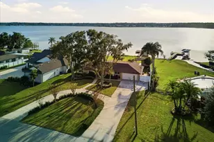 5530 Driftwood Dr, Lakeland, FL 33809 - Photo 1