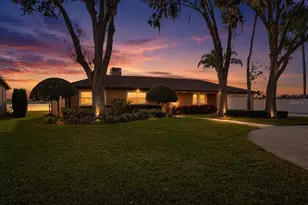 5530 Driftwood Dr, Lakeland, FL 33809 - Photo 1