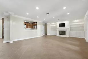 5530 Driftwood Dr, Lakeland, FL 33809 - Photo 9