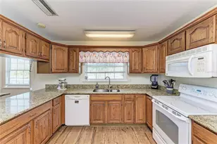 1914 24th Ave W, Palmetto, FL 34221 - Photo 21