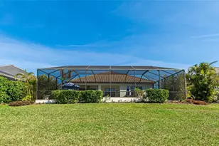 413 Wildlife Gln, Bradenton, FL 34209 - Photo 3