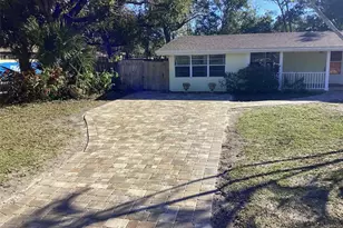 2696 Loma Linda St, Sarasota, FL 34239 - Photo 17