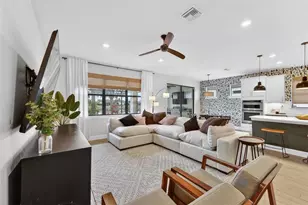 5737 Bay Pine Way, Sarasota, FL 34238 - Photo 7