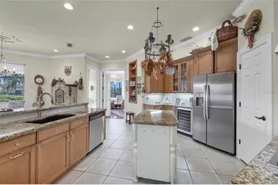 7042 Vilamoura Place, Lakewood Ranch, FL 34202 - Photo 17