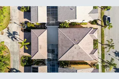 7665 Bergamo Avenue, Sarasota, FL 34238 - Photo 17