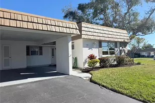 2571 Riverbluff Pkwy, Sarasota, FL 34231 - Photo 1