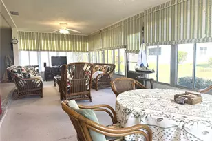 2571 Riverbluff Pkwy, Sarasota, FL 34231 - Photo 9