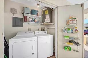 390 301 Blvd W, Bradenton, FL 34205 - Photo 25