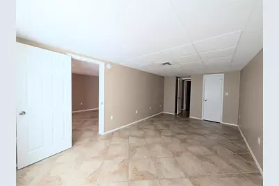 4017 Lake Bayshore Drive #109, Bradenton, FL 34205 - Photo 11