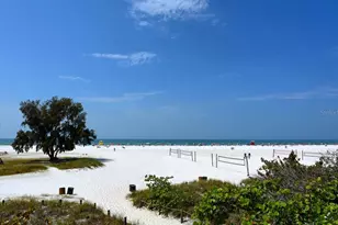 960 Highland St, Sarasota, FL 34234 - Photo 23