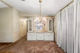 8485 Imperial Cir, Palmetto, FL 34221 - Photo 7