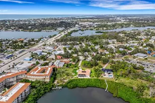 102 Brenda Ln, Nokomis, FL 34275 - Photo 21