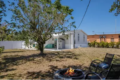 8225 Drew Street, Englewood, FL 34224 - Photo 33