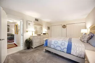 5631 Midnight Pass Rd, Sarasota, FL 34242 - Photo 17