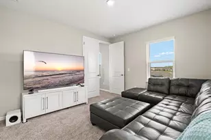 9312 Tequila Sunrise Dr, Sarasota, FL 34241 - Photo 27