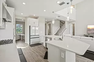 9312 Tequila Sunrise Dr, Sarasota, FL 34241 - Photo 15