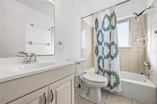 80 Circlewood Dr, Venice, FL 34293 - Photo 15