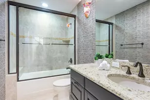 1500 Caribbean Dr, Sarasota, FL 34231 - Photo 29