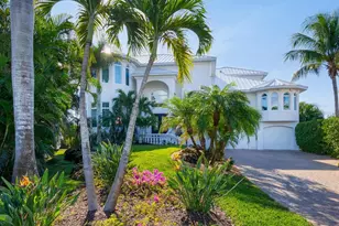 1500 Caribbean Dr, Sarasota, FL 34231 - Photo 7