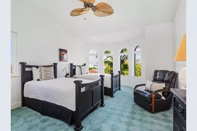 1500 Caribbean Drive, Sarasota, FL 34231 - Photo 29