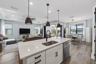 7683 Summerland Cove, Lakewood Ranch, FL 34202 - Photo 17