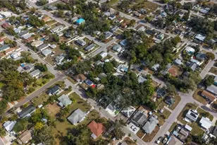 1414 17th St W, Bradenton, FL 34205 - Photo 9