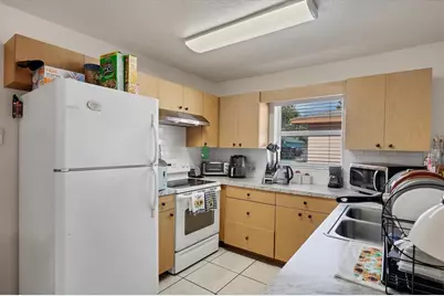 3403 N Osprey Avenue, Sarasota, FL 34234 - Photo 11