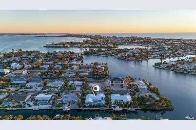 623 Concord Lane, Holmes Beach, FL 34217 - Photo 67