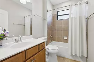 20655 Granlago Dr, Venice, FL 34293 - Photo 19