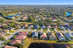 6861 Superior St Cir, Sarasota, FL 34243 - Photo 65