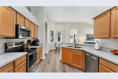 7302 Deer Crossing Court, Sarasota, FL 34240 - Photo 7