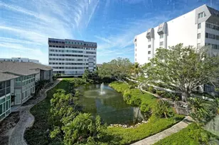 1125 W Peppertree Dr, Sarasota, FL 34242 - Photo 25