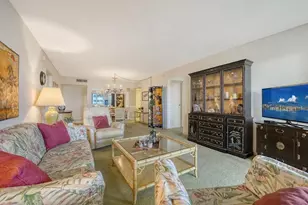 1125 W Peppertree Dr, Sarasota, FL 34242 - Photo 7