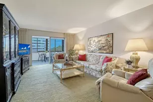 1125 W Peppertree Dr, Sarasota, FL 34242 - Photo 5