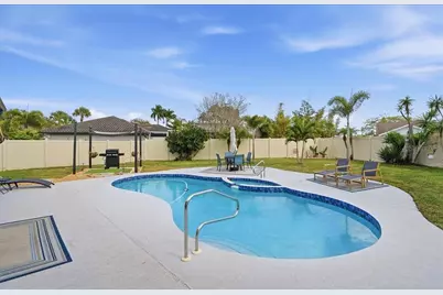 6530 Waterford Circle, Sarasota, FL 34238 - Photo 33