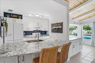 6530 Waterford Circle, Sarasota, FL 34238 - Photo 17