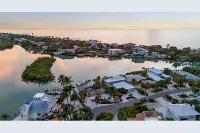 922 Casey Cove Drive, Nokomis, FL 34275 - Photo 25