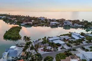 922 Casey Cove Dr, Nokomis, FL 34275 - Photo 25