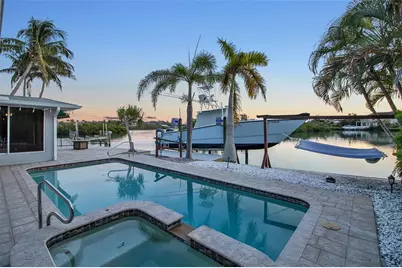 922 Casey Cove Drive, Nokomis, FL 34275 - Photo 9