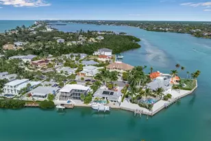 922 Casey Cove Dr, Nokomis, FL 34275 - Photo 43