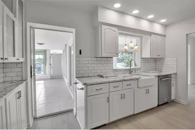 922 Casey Cove Drive, Nokomis, FL 34275 - Photo 9