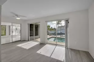 922 Casey Cove Dr, Nokomis, FL 34275 - Photo 15