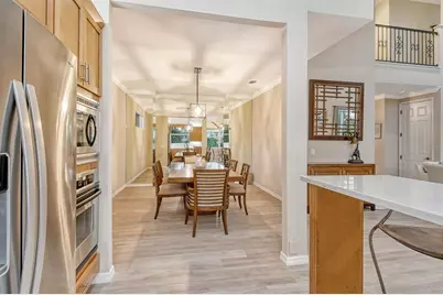 4931 Oxford Drive, Sarasota, FL 34242 - Photo 9