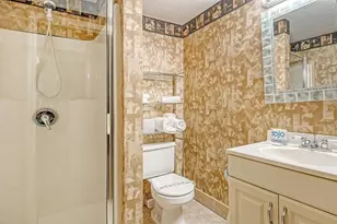 4931 Oxford Dr, Sarasota, FL 34242 - Photo 21